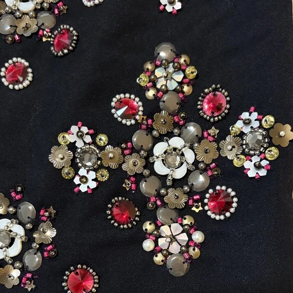 WH/BM Embellished Black Skirt Sz 4 - Picture 15 of 15